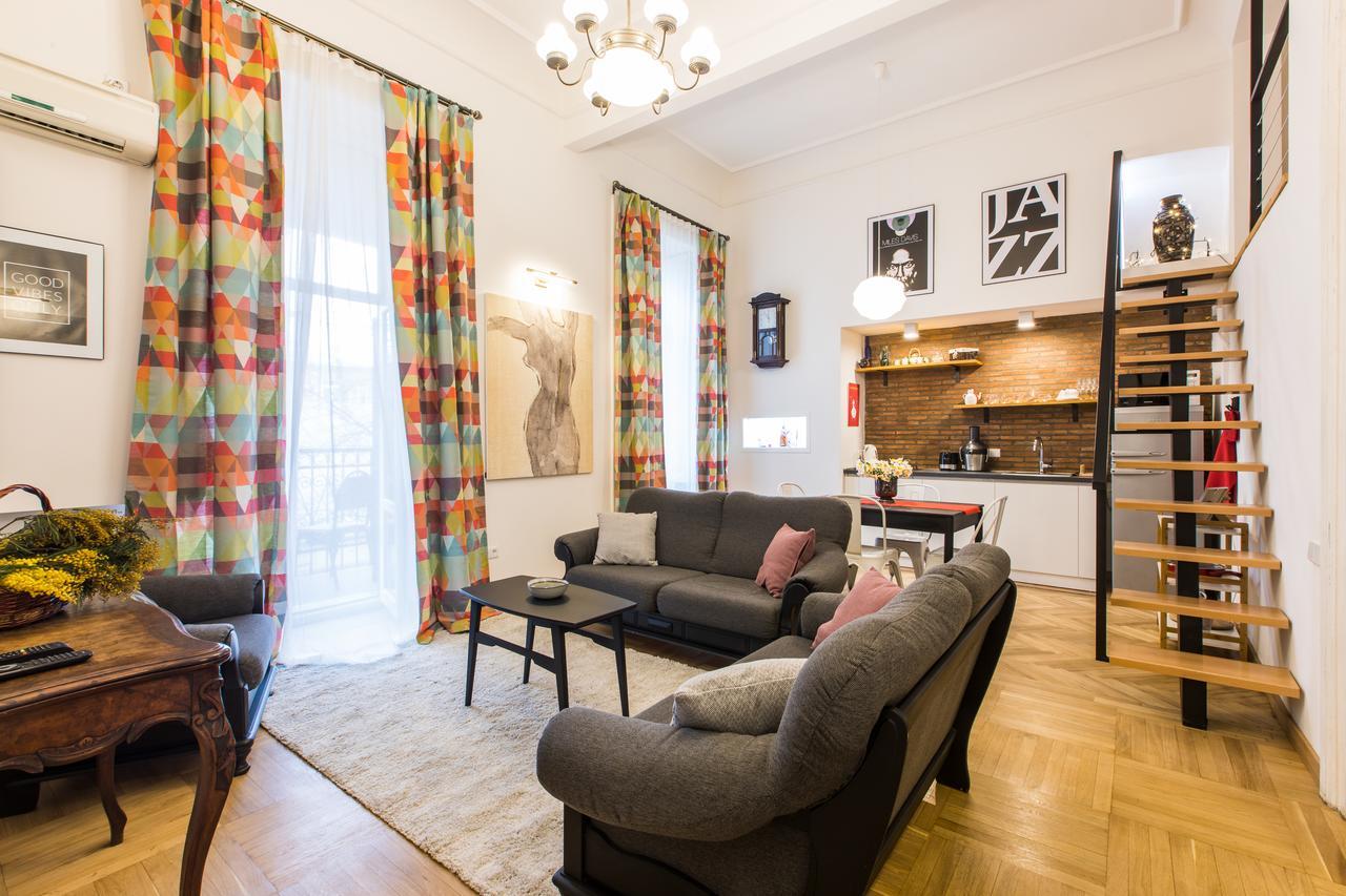 New Apartment On Rustaveli Avenue Tbilisi Ngoại thất bức ảnh
